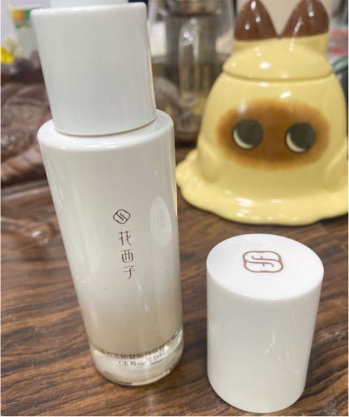 气色沁润款粉底液让瓷光美肌不再是梦OG真人游戏花西子·干皮挚爱：好(图2)