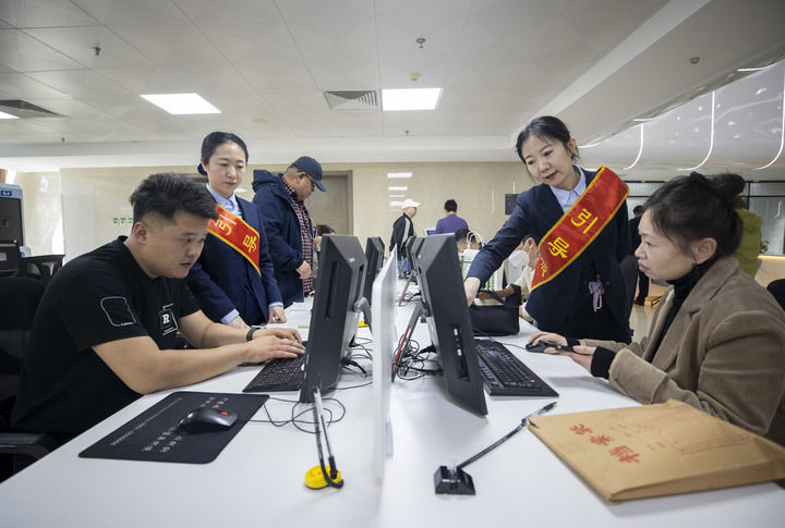 走在前——经济大省挑大梁观察OG真人游戏奋力打头阵 阔步(图8)