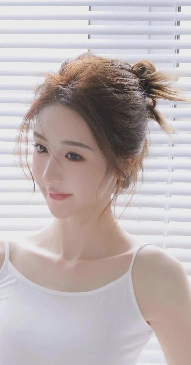 添人人喊_欧美摸添人人喊VOG真人平台欧